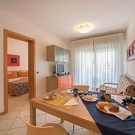 Great Three For 6 Guests Hotel