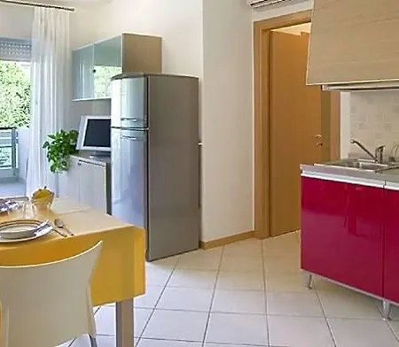 Hotel Great Three For 6 Guests